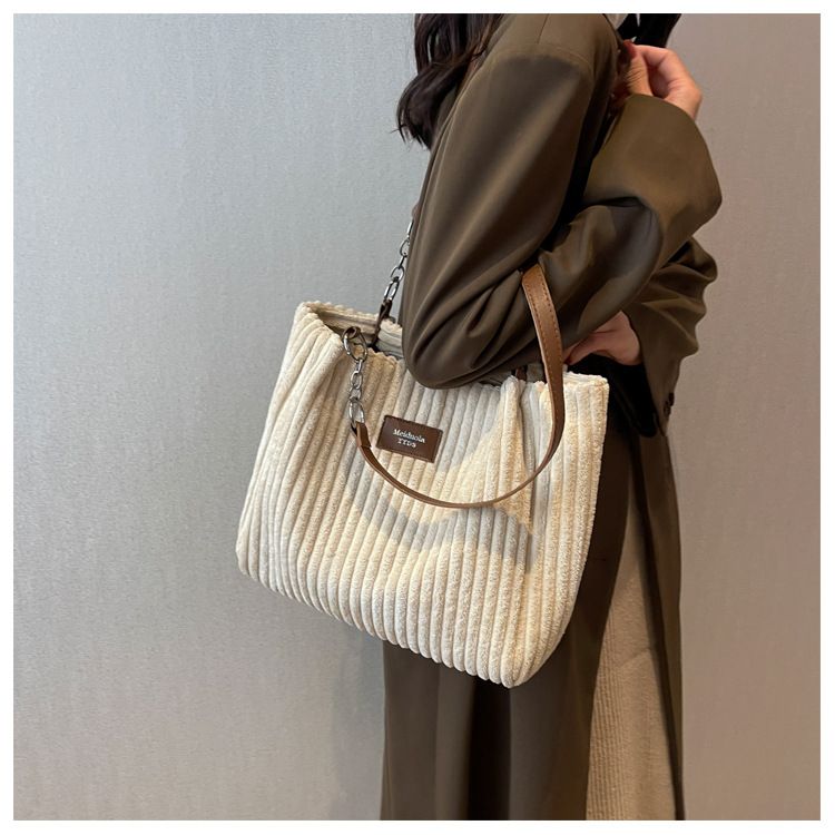 Borsa a tracolla in velluto a coste da donna – Borsa a tracolla di grande capacità con tracolla a catena, borsa da pendolare elegante e spaziosa per tutti i giorni_voghion.com