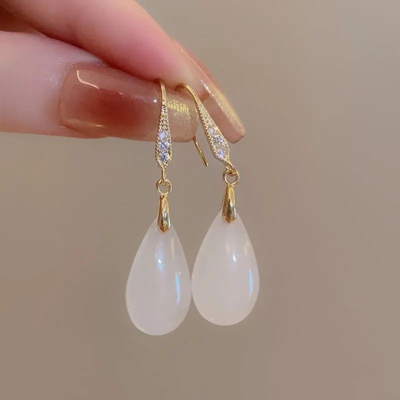 Chinesische Cheongsam 2024 Neue High-End-Quadratgesicht Runde Nationalstil Hanfu Ohrringe für Frauen_voghion.com