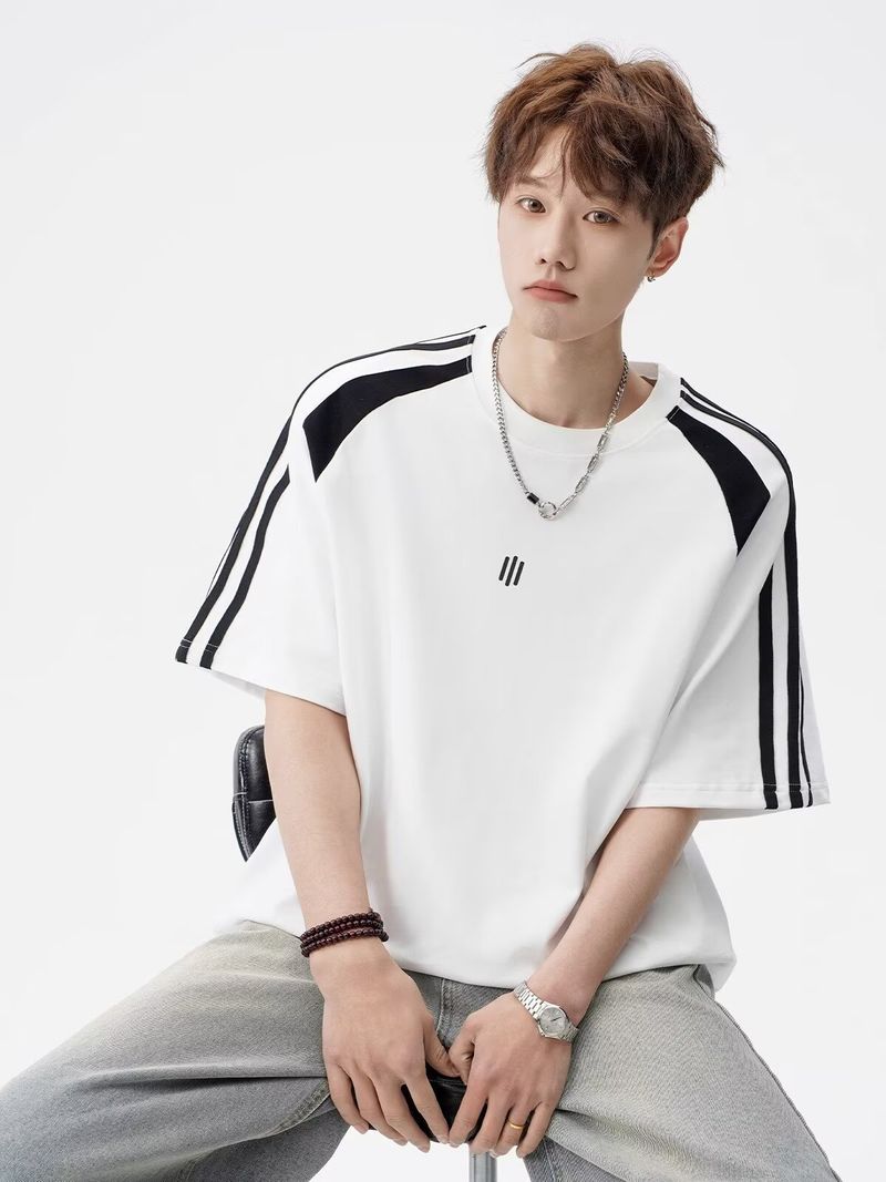 Men's Fashion Short Sleeve T-Shirt Breathable Ice Silk Fabric Relaxed Fit Round Neck Color Blocking Design Versatile Casual Wear For Young Adults_voghion.com