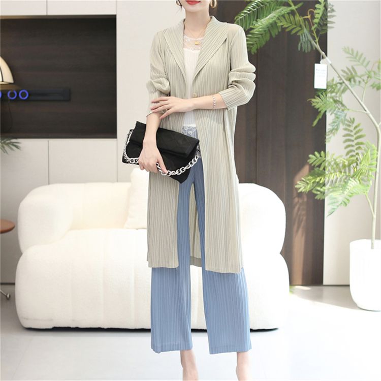 Trench coat con giacca cardigan coordinata Sanzhai Pleated Craft_voghion.com