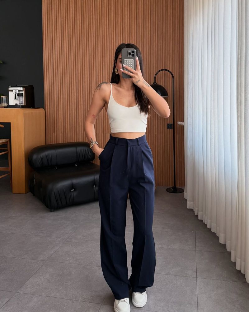 Pantalones cargo elegantes de tiro medio para mujer: cómodos pantalones rectos con un ajuste favorecedor, versátiles para uso informal y de trabajo._voghion.com