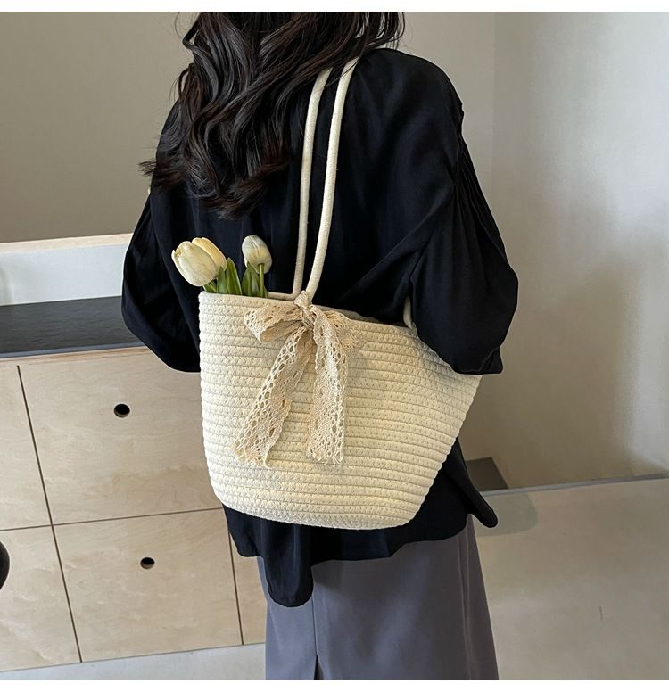 Borsa da spiaggia per le vacanze Instagram Tote fatta a mano intrecciata ad alta capacità per l'inizio della primavera 2024 per le donne_voghion.com