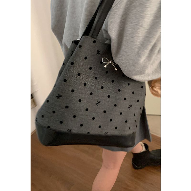 Koreaanse stijl College Wind Casual Grote Capaciteit Dames 2024 Nieuwe Polka Dot Print Bucket Bag Mode Rugzak_voghion.com