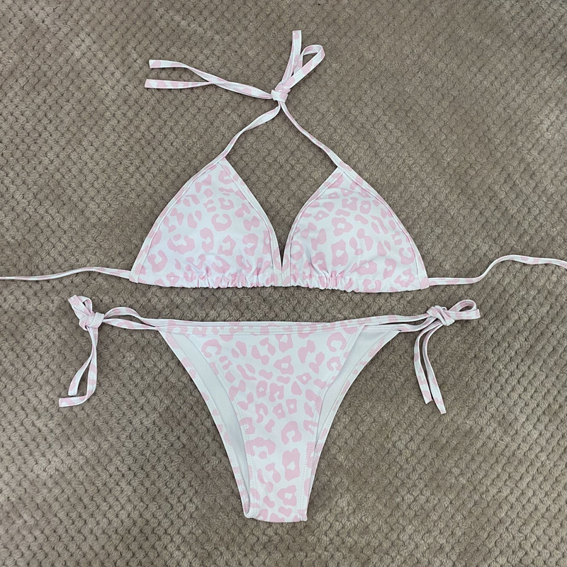 Costume da bagno bikini a triangolo con stampa leopardata rosa con allacciatura alla moda da donna_voghion.com