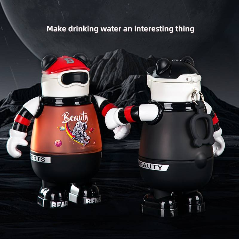 700 ml bērnu astronautu PP ūdens pudele, izskata līmeņa moderna pandas matēta ūdens krūze, pārnēsājama rokas salmiņu krūze studentiem, tehnoloģiskais dizains_voghion.com