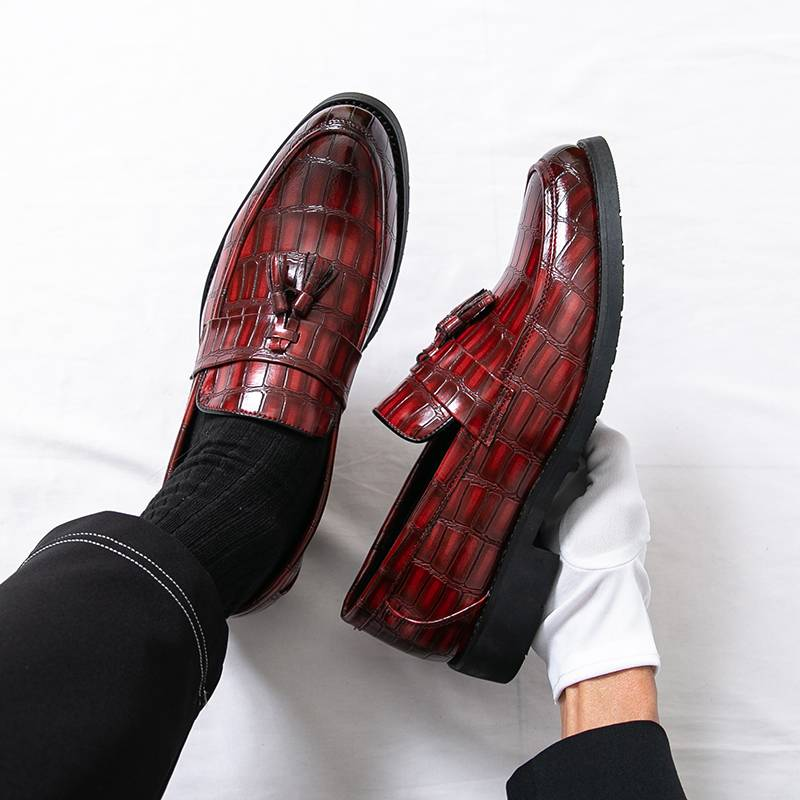 Neue Mode aus echtem Leder Quaste Business Casual Loafer Schuhe für Männer Schwarze Business Formale Lederschuhe für den täglichen Büro Casual Herrenschuhe für Dr_voghion.com