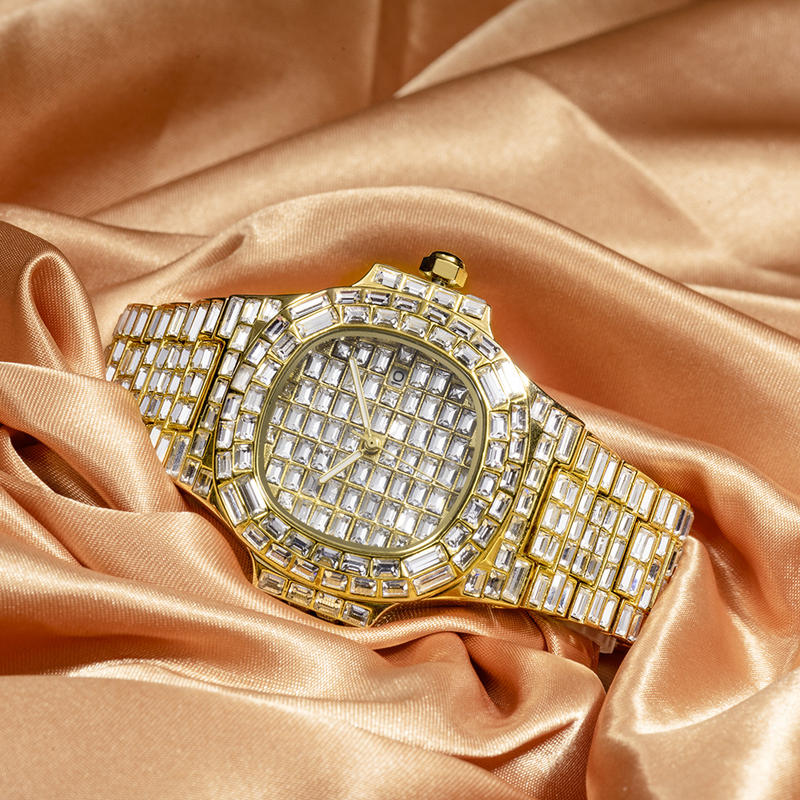 Orologio al quarzo da uomo di alta qualità con calendario impermeabile e quadrante quadrato con diamanti_voghion.com