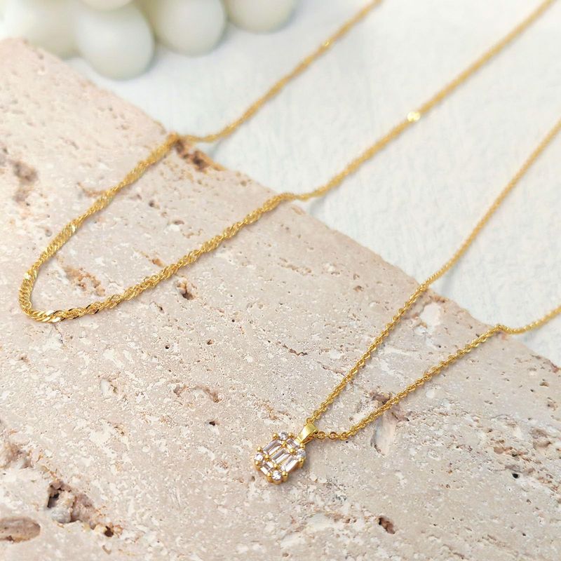 Collier double couche en laiton plaqué or avec pendentif en zircon simple et tendance pour femme_voghion.com