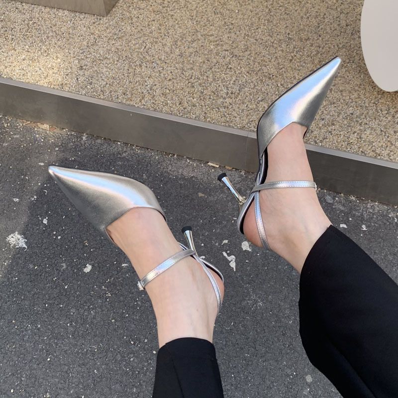 Tacchi sottili neri, piccolo stile profumato, tacchi alti a punta, nuovi sandali versatili estivi da donna in stile fata_voghion.com