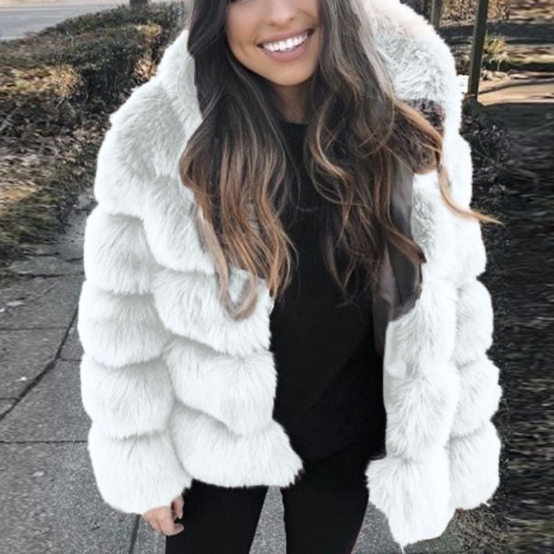 Winter Pelzmantel Frauen Neue Oberbekleidung Kurze Kunstpelz Jacke Pelzigen Flauschigen Jacke Luxus Frau Pelz_voghion.com