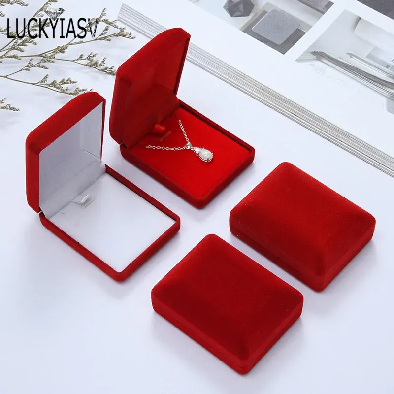 Bride Necklace Pendant Box Wholesale Quality Velvet Wedding Jewelry Gift Case Trinket Display Holder Large Earrings_voghion.com