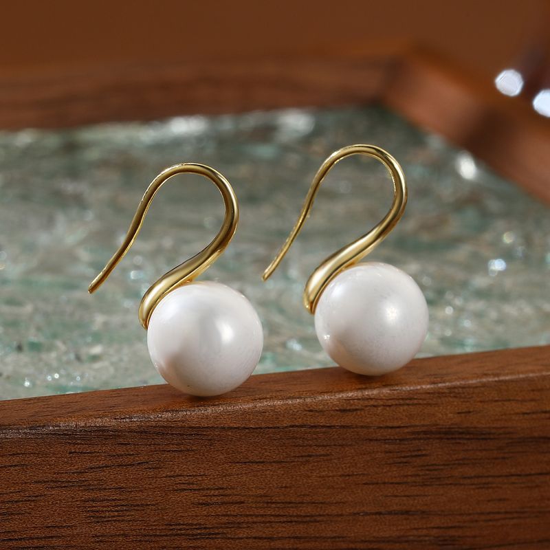 High grade earrings, geometric creative pearl ear hooks, temperament high heels, pearl earrings, simple niche design ear hooks_voghion.com