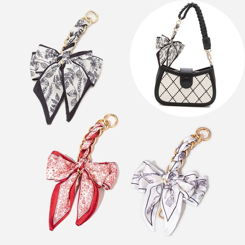 2025 Autumn And Winter Fashion Bag Accessories Keychain Woven Bag Pendant Decorative Bow Bag Pendant Versatile High Sense Retro_voghion.com