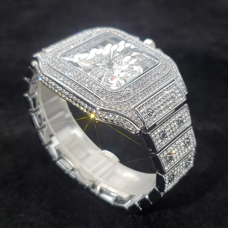2023 Nové čtvercové hodinky pro muže Originální zlaté hip hopové diamantové náramkové hodinky Iced Out Bling z nerezové oceli vodotěsné hodiny_voghion.com