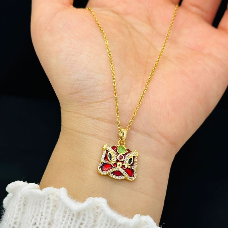 Collar de acero y titanio con cabeza de león para mujer, ideal para el año de la suerte, nuevo, ligero, de lujo, en color rojo, versátil y elegante._voghion.com