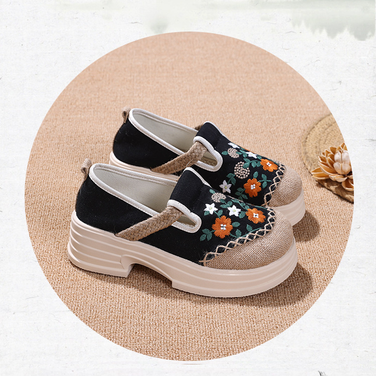 Damenschuhe Bestickte Damen-Einzelschuhe Bestickt mit Hanfu High Heels Alte Peking-Stoffschuhe Baumwoll- und Leinen-Spleißstoffschuhe_voghion.com