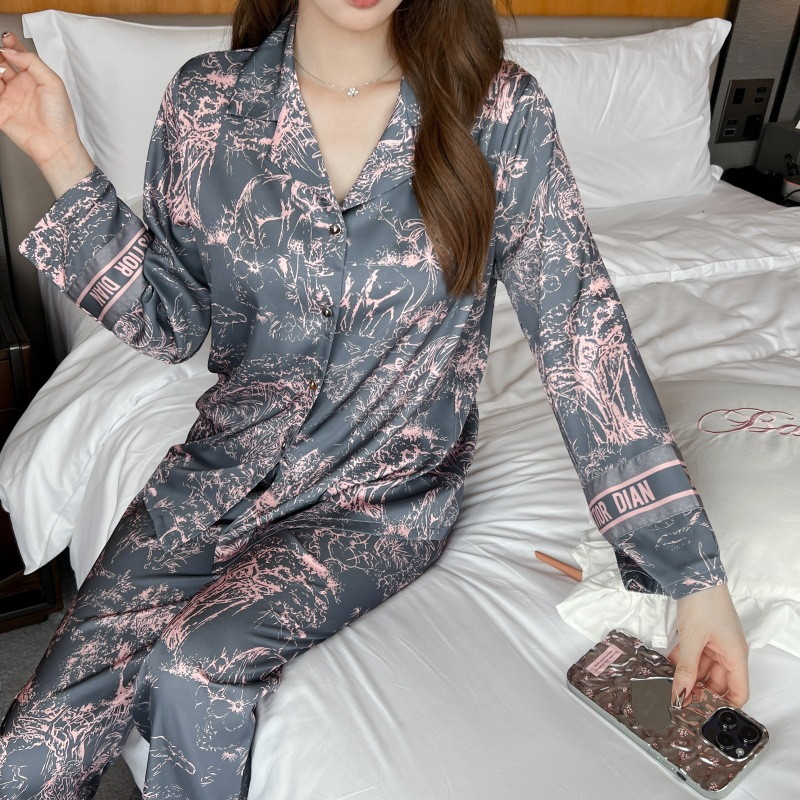 Light luxury pajamas ice silk high-end loose home wear set_voghion.com