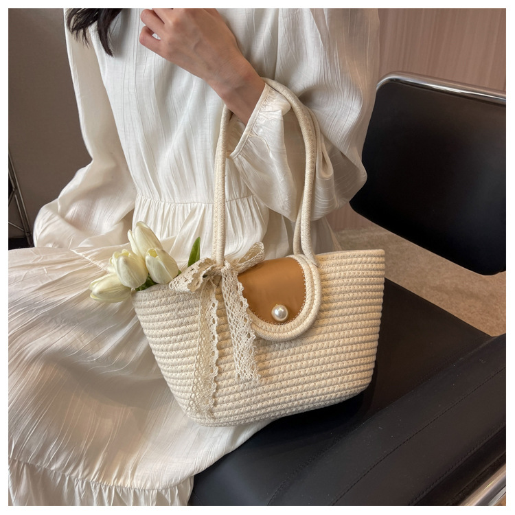 Chic Handbags 2024 New Woven Holiday Shoulder Bag Fashionable and Versatile Large-capacity Tote Bag Beach Bucket Bag_voghion.com