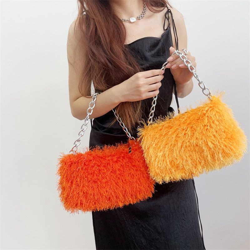 Plüschhandtaschen, Pelz-Unterarmtaschen, Schultertaschen, Kettentaschen, Abendtaschen_voghion.com