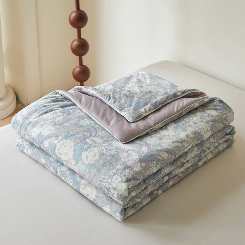 A Type Cool Silk Air Conditioning Quilt Washable Summer Ice Silk Summer Cool Quilt Thin Single Quilt Double Washable Summer Quilt_voghion.com