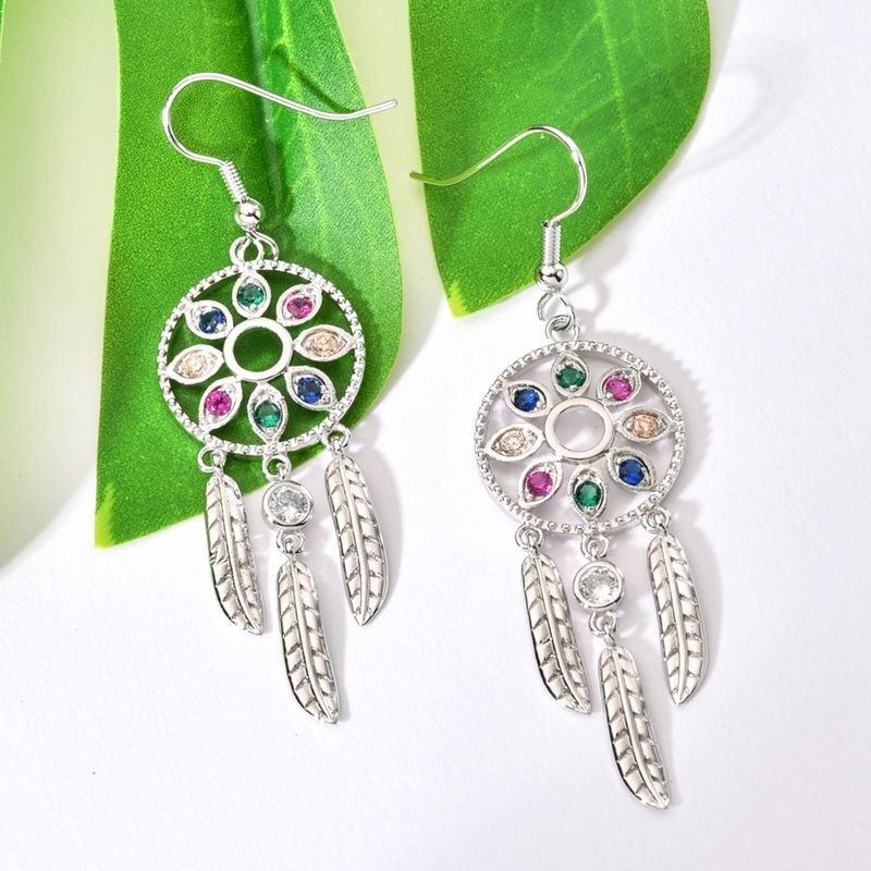 A stylish ear hook design with a dreamcatcher, colorful zircon, elegant earrings, spicy girls, and a unique and personalized earring_voghion.com