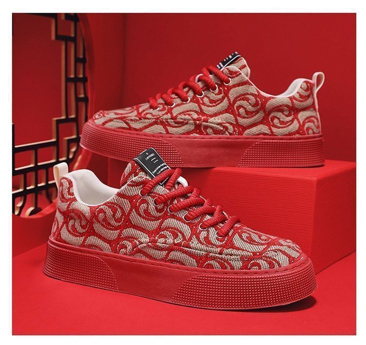 Canvas Schuhe Männer Low Top Sommer 2025 Neue Nische Low Top Gedruckt Bord Schuhe Männer Dicke Sohle Sport Casual Mode Schuhe_voghion.com