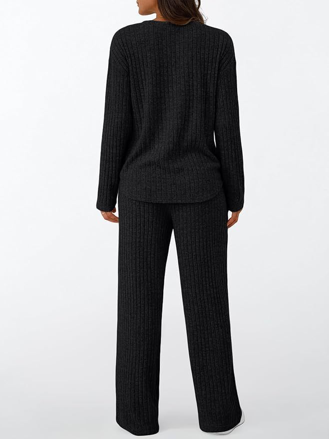 Ribbed Fleece Lounge Set – Cozy Long Sleeve Pajama Set (V-Neck & Pants) | Soft & Breathable (Multiple Colors)_voghion.com