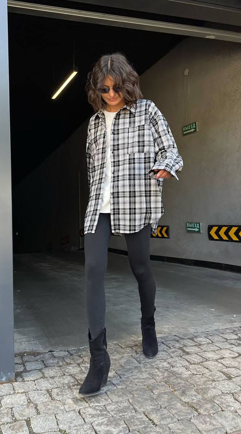 Chemise à carreaux noirs et blancs pour femme, style américain mi-long, coupe ample, idéale à superposer._voghion.com