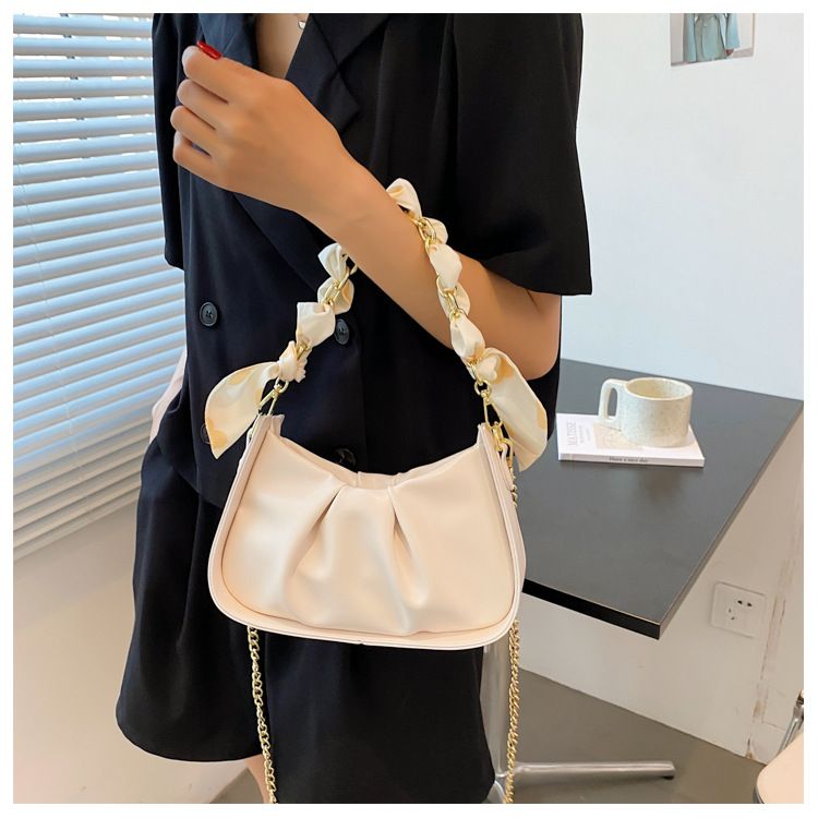 2024 Nuova borsa a tracolla in morbida pelle con texture, da donna, edizione coreana, con tracolla a forma di nuvola, stile occidentale e per il tempo libero_voghion.com