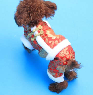 Vêtements pour chiens de compagnie Explosions Pet Tang Suit Rich Flower Tang Suit quatre pieds plus des vêtements pour chiens rembourrés en velours_voghion.com