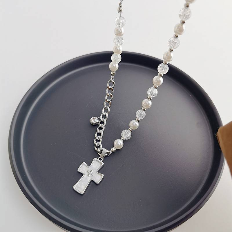 Pearl Cross Necklace Light Luxury Niche New Clavicle Chain_voghion.com