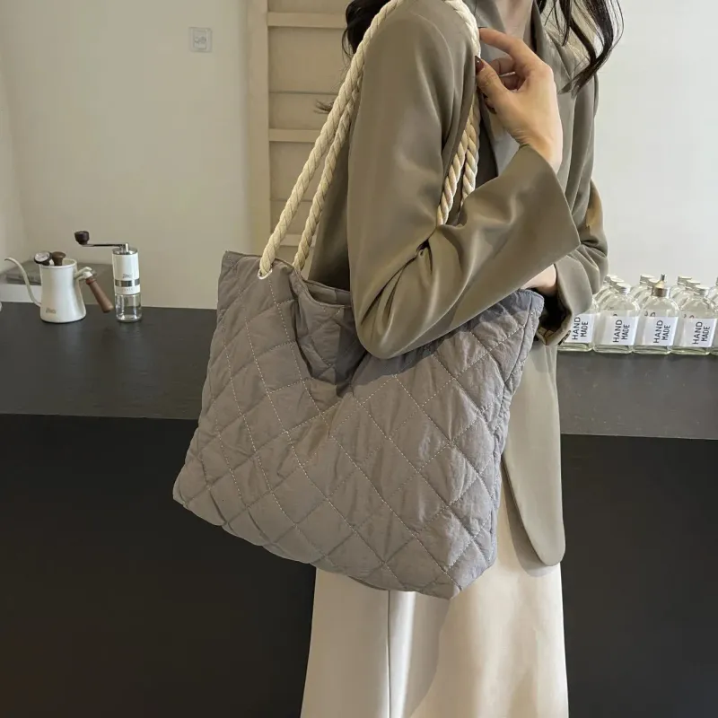 Herbst und Raute Lässige Baumwollkleidung Stofftasche Baumwolle Gepolsterte Leinwand Für Frauen Winter Herbst Einkaufstasche Geldbörse Weibliche Handtasche Mit Reißverschluss_voghion.com