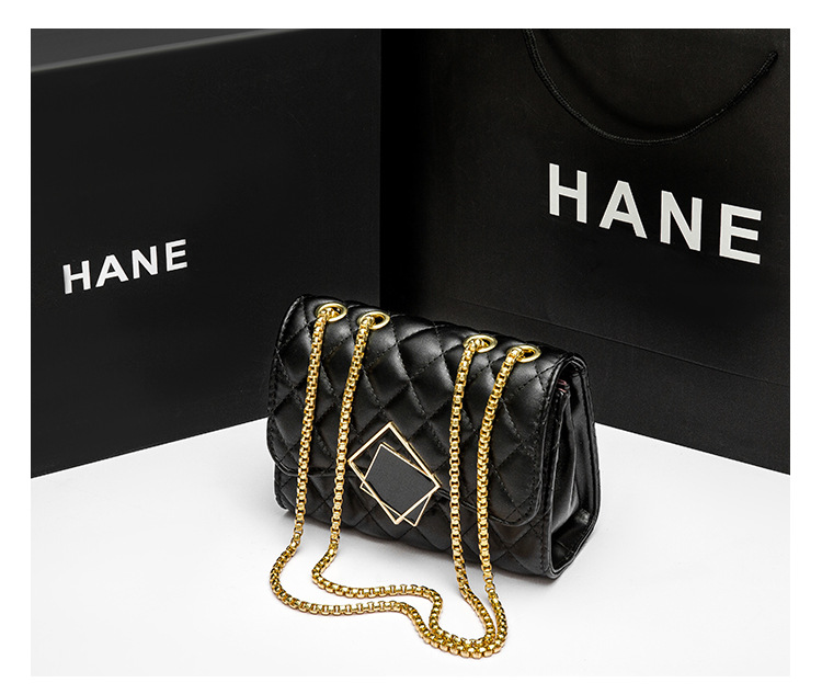 Small fragrant wind bag 2021 new trendy diamond chain bag women's all-match oblique cross bag ins net red single shoulder small square bag_voghion.com