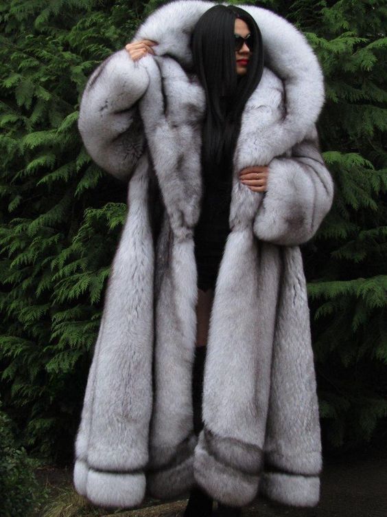Women's Clothing Faux Fur Cross Border Foreign Trade Hot Sale Extra Long Autumn And Winter Hooded Warm Thickened Women's Coat_voghion.com