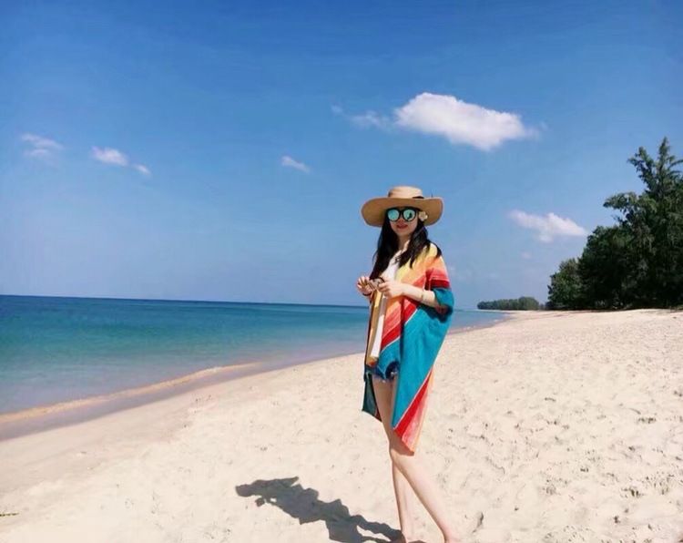 Women's Rainbow Stripe Knitted Beach Cover-Up – Lightweight Crochet Bikini Swimsuit Outerwear For Vacation & Poolside (One Size)_voghion.com
