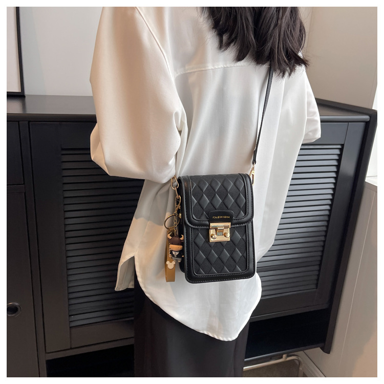 Borsa per cellulare Borsa da donna 2023 Nuova nicchia Borsa da donna Borsa a tracolla Borsa piccola all-match di lusso leggera a contrasto di colore_voghion.com