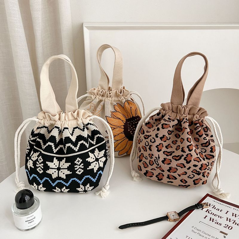 Knitted Bucket For Women With Cartoon Pattern, Cute Handbag, Casual Versatile Drawstring Tote, Underarm Bag, Lunch Bag_voghion.com
