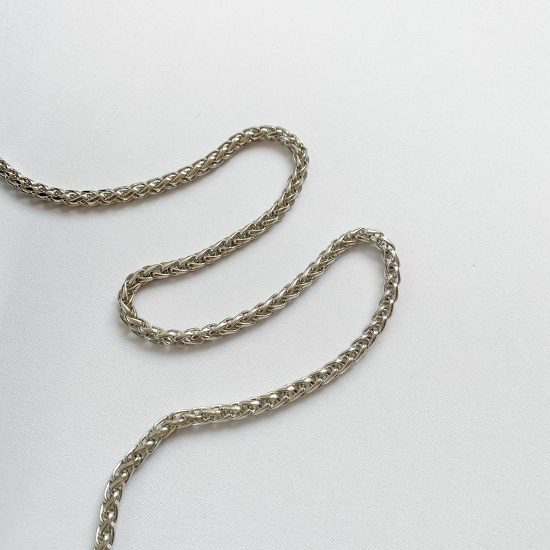 Bolso de hombro de lujo para mujer, con superficie brillante de metal, letras tachonadas, gran capacidad, cremallera, correa ajustable, multifunción, para uso diario, 17,5 x 7 x 10,5 cm._voghion.com