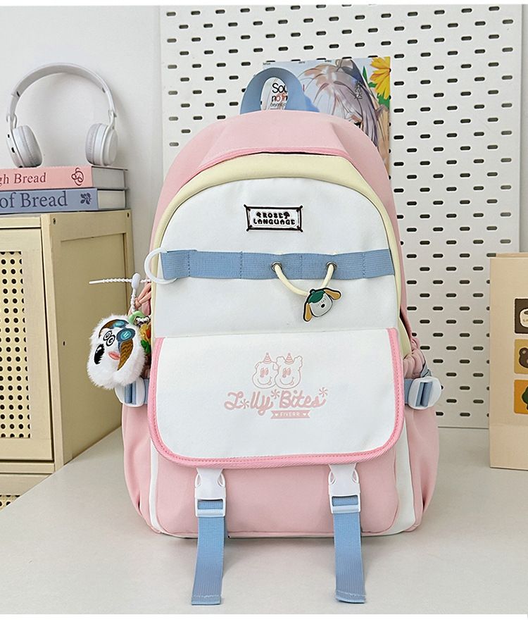 Stijlvolle unisex rugzak voor studenten - lichtgewicht nylon schooltas met gevoerde banden en levendig kleurenblokontwerp_voghion.com
