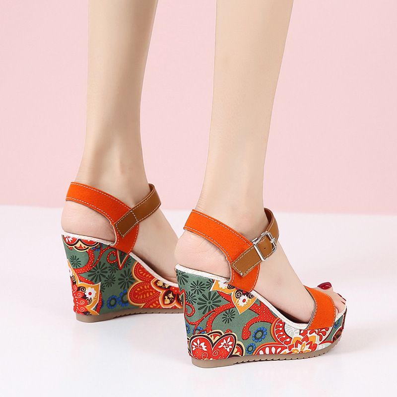 2025 New Large Shoes, High Sandals, Slope Heels, Embroidered One Word Buckle With Open Toe Thick Bottom, Women's_voghion.com