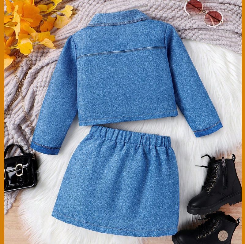 Abbigliamento per bambini autunno e inverno giacca a maniche lunghe con risvolto in denim + gonna corta decorata con borchie di perle vestito da due pezzi per ragazze_voghion.com