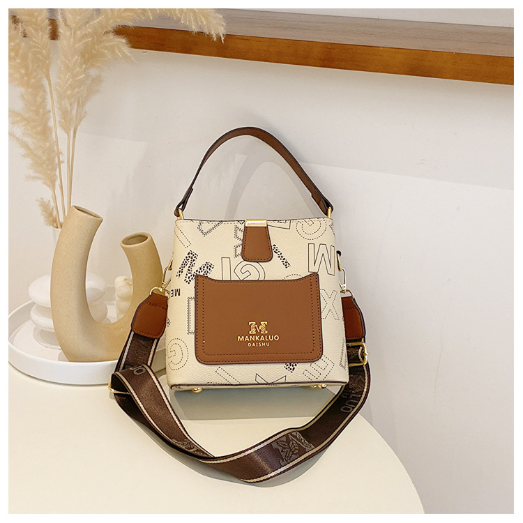 Nuove borse Borse da donna Borse a secchiello Moda Stile caldo Grandi borse a mano con lettere Borse da strada Grande capacità Borsa a tracolla singola_voghion.com