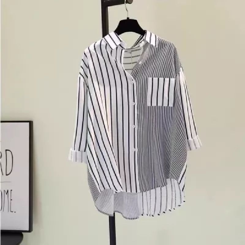 Camicia casual ampia e letteraria a righe verticali abbinate a una tasca da donna_voghion.com