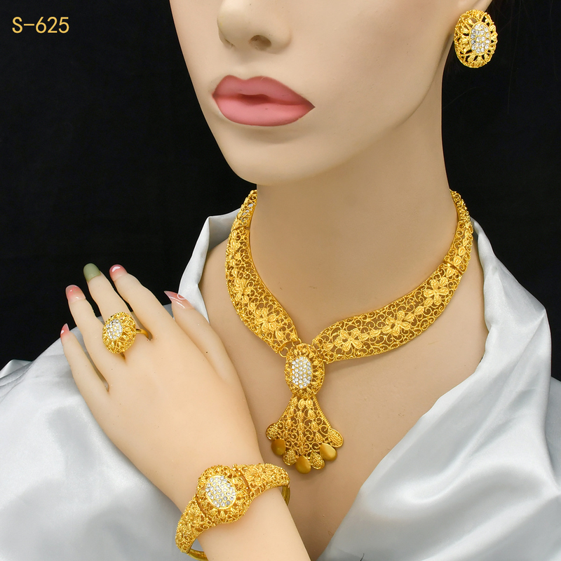 Vergulde sieradenset bloem overdreven lange ketting ring armband oorbellen 4-delige set_voghion.com