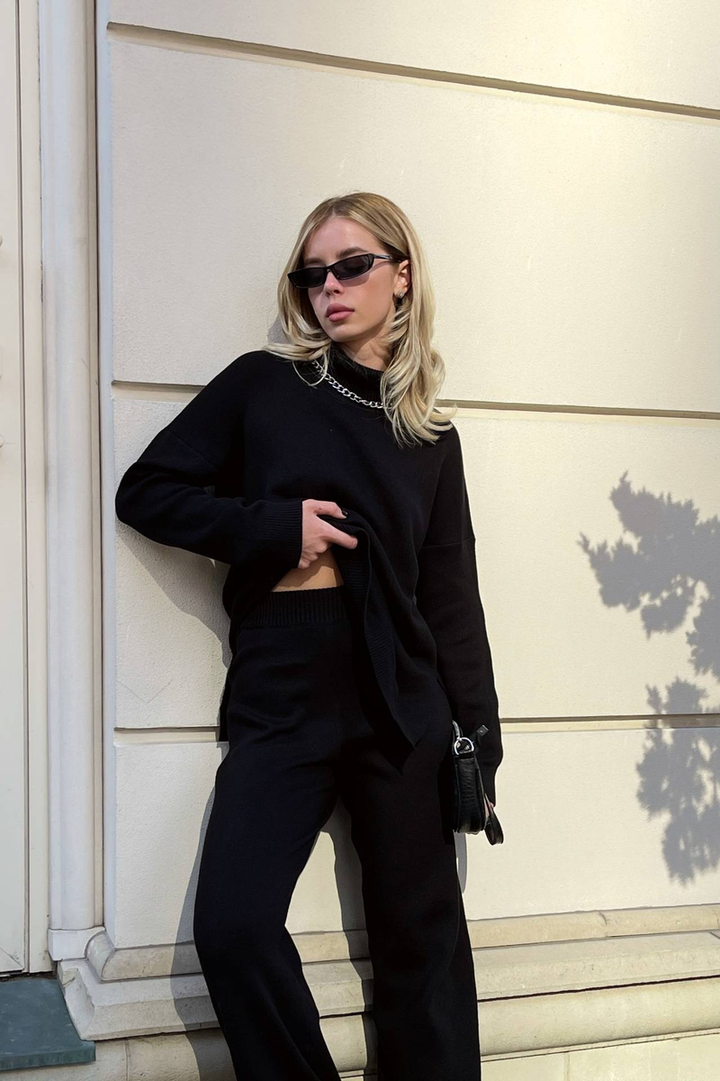 Oversize-Strickpullover mit hohem Kragen – Atmungsaktive Viskosemischung (S-L, 8 Erdtöne, Entspannte Eleganz für Arbeit und Wochenende)_voghion.com
