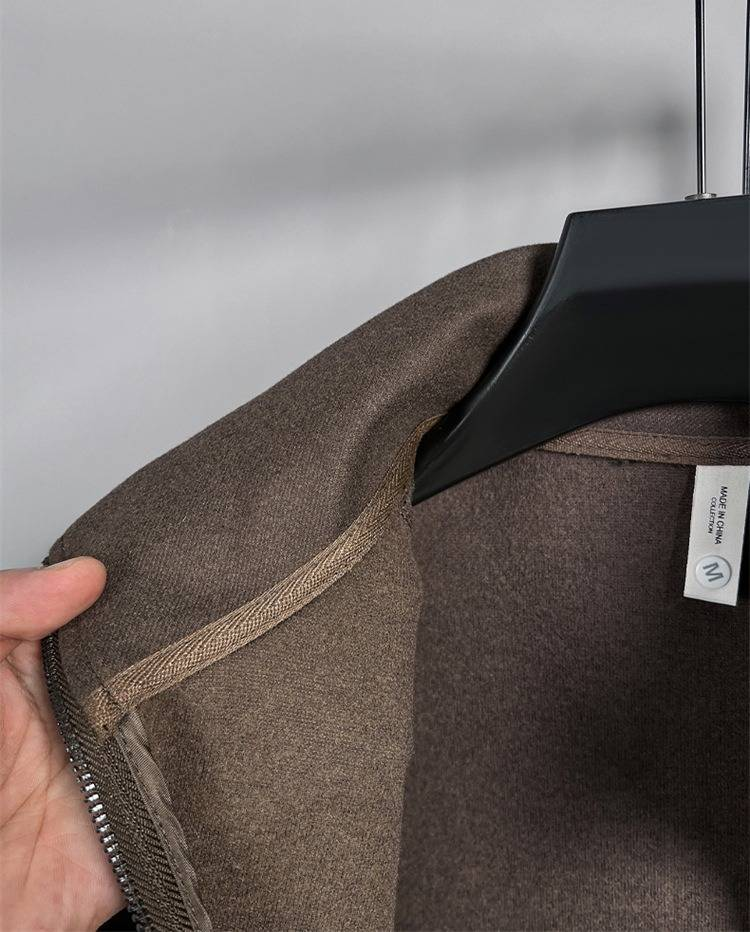 Premium Langarm-Sweatshirt mit Reißverschluss für Herren – Herbstlicher Polyesterpullover mit minimalistischem Buchstabendruck, verdickte Freizeitjacke_voghion.com