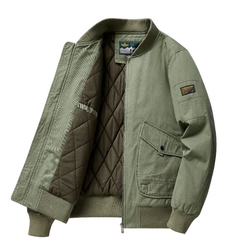 „Militärfliegerjacke – Vintage-inspirierte Arbeitsjacke im Bomberstil mit vielen praktischen Taschen (lässige Passform, Baumwoll-Polyester-Mischung, Unisex-Streetwear-Klassiker)“_voghion.com