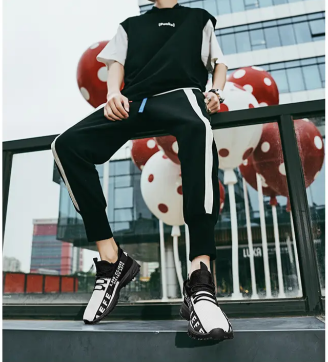 Große ultraleichte, atmungsaktive Laufschuhe mit Sternenhimmel-Motiv, Größe 40_voghion.com