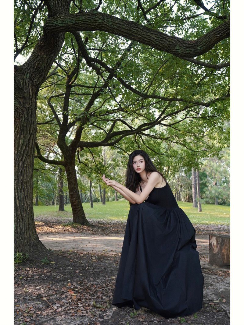 Hepburn Style Black Camisole Dress For Children's Summer 2025 New Collection Waist Cinching Slimming High-end Long Skirt_voghion.com