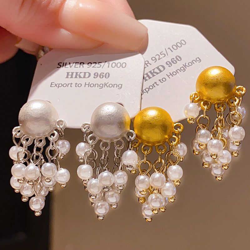 Silberne Nadelperlen-Ohrringe mit geometrischen, runden Quasten – modisch, hochwertig und stilvoll – für einen individuellen Look_voghion.com